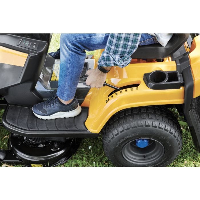 Stiga Estate 584e Battery Garden Tractor