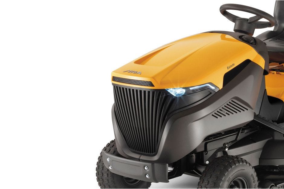 Stiga Estate 7102 W Petrol Garden Tractor