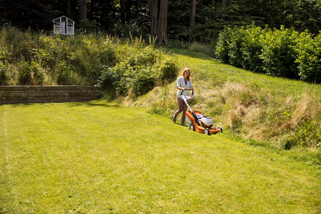 Stihl RMA443 C Cordless Lawn Mower - AP System - MorgansMachinery