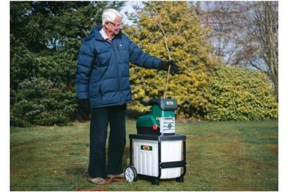 Webb 2800w Electric Silent Shredder with Collection Box